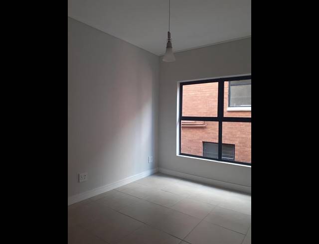 2 BEDROOM PROPERTY TO RENT IN LINBRO PARK